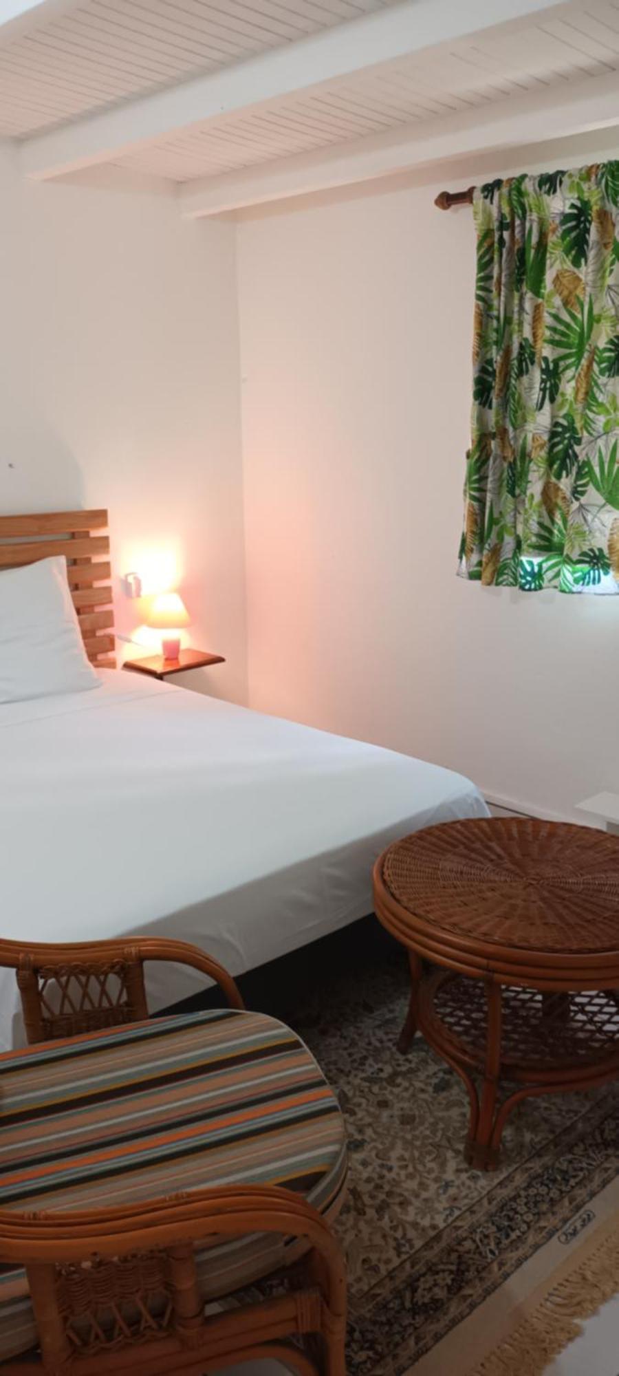 Chambre Climatisee Bouillante Exterior foto